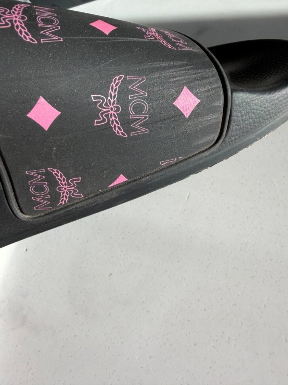 MCM Black Pink Monogram Print Rubber Slides Sandals Great Used Condition w/ Box - Picture 12 of 12